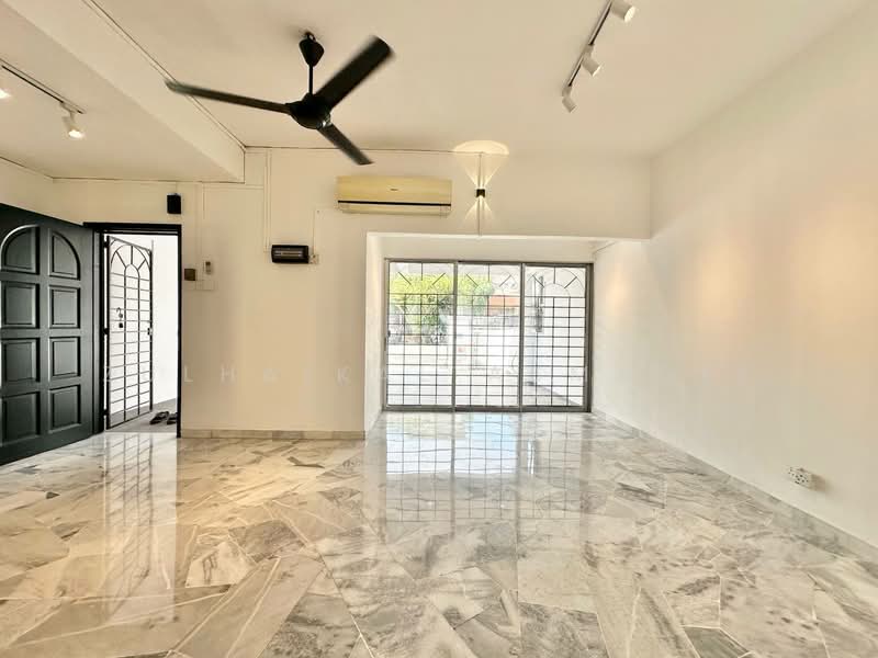 2-storey Terraced House for Sale in Taman Serdang Raya (Seri Kembangan) - Zulhaikal Asmadee - Living Room - PropertyGuru.com.my