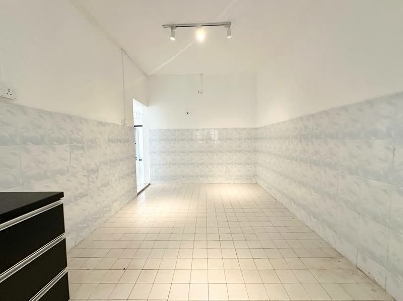 2-storey Terraced House for Sale in Taman Serdang Raya (Seri Kembangan) - Zulhaikal Asmadee - Interior - PropertyGuru.com.my