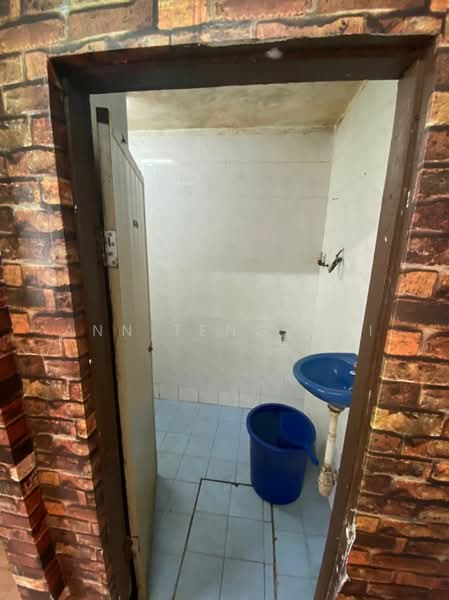 2-storey Terraced House for Sale in Taman Industri Puchong (Puchong) - Wai Ann Teng - Bathroom - PropertyGuru.com.my