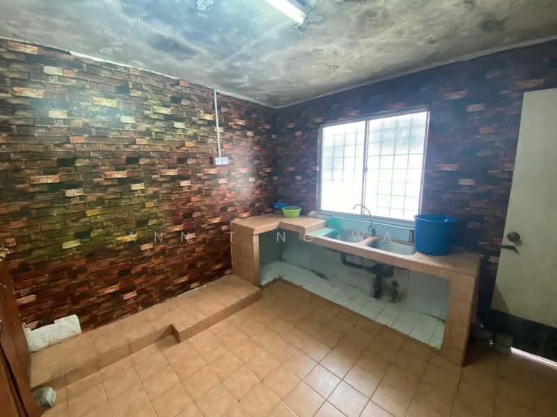 2-storey Terraced House for Sale in Taman Industri Puchong (Puchong) - Wai Ann Teng - Kitchen - PropertyGuru.com.my