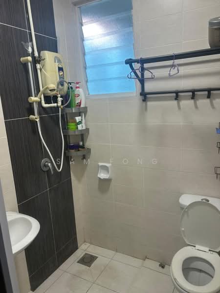 Service Residence for Rent at Impian Meridian - Sam Fong - Bathroom - PropertyGuru.com.my
