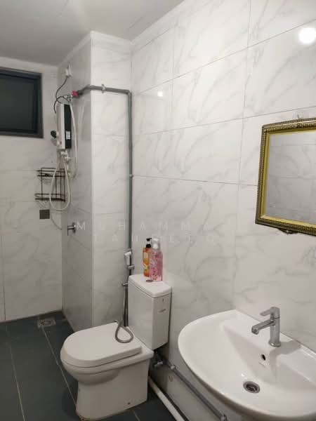 Service Residence for Rent at Vista Alam - Muhammad Taufeeq - Bathroom - PropertyGuru.com.my