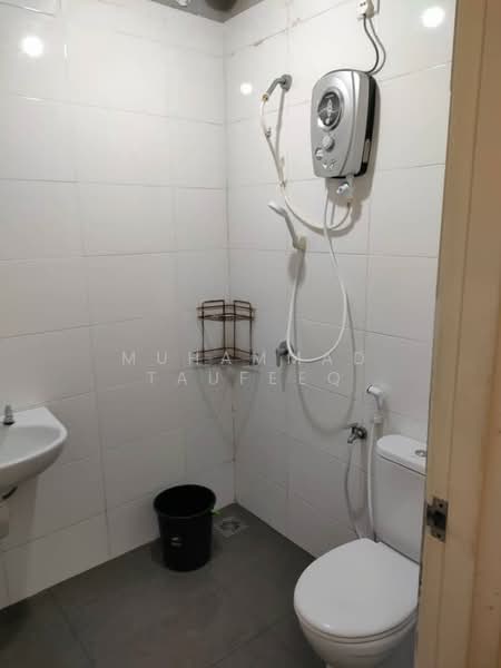 Service Residence for Rent at Vista Alam - Muhammad Taufeeq - Bathroom - PropertyGuru.com.my