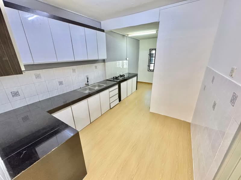 2-storey Terraced House for Sale in Taman Sri Saujana (Kota Tinggi) - Win Lim - Kitchen - PropertyGuru.com.my
