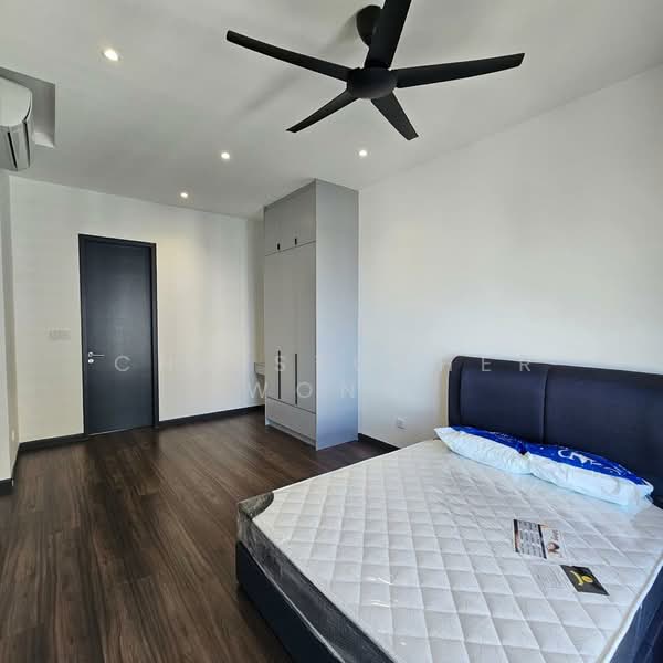 Servis Apartment untuk Disewa di NOVUM - Christopher Wong - Bedroom - PropertyGuru.com.my