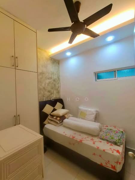 Service Residence for Sale at OUG Parklane - TC Hoo - Bedroom - PropertyGuru.com.my