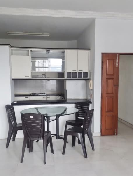 Pangsapuri untuk Disewa di Desa Pelangi - Weng Sern - Kitchen - PropertyGuru.com.my