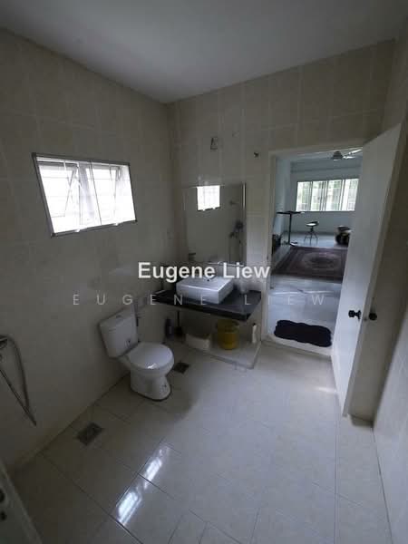 Bungalow for Sale in Bukit Damansara (Damansara Heights) - Eugene Liew - Bathroom - PropertyGuru.com.my