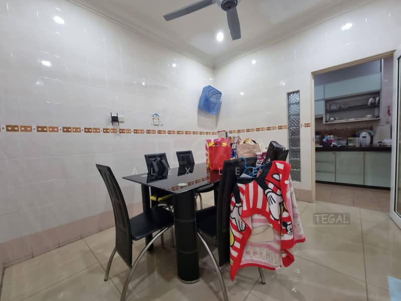 Rumah Teres untuk Dijual di Bandar Puteri Klang (Klang) - Alex Lee - Dining Room - PropertyGuru.com.my