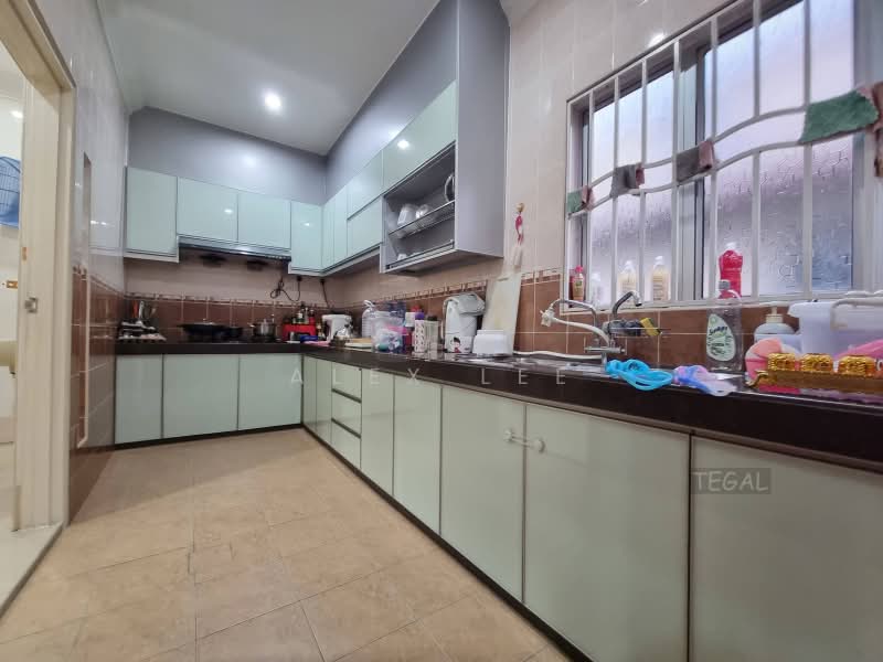 Rumah Teres untuk Dijual di Bandar Puteri Klang (Klang) - Alex Lee - Kitchen - PropertyGuru.com.my