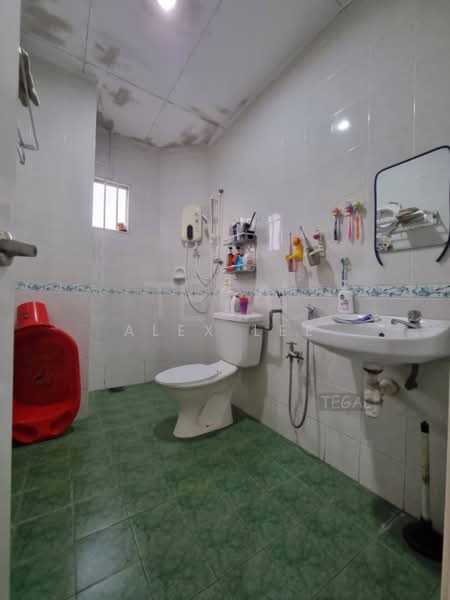 Rumah Teres untuk Dijual di Bandar Puteri Klang (Klang) - Alex Lee - Bathroom - PropertyGuru.com.my