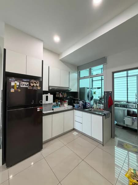 Servis Apartment untuk Dijual di SKS Habitat - Joyce Ong - Kitchen - PropertyGuru.com.my