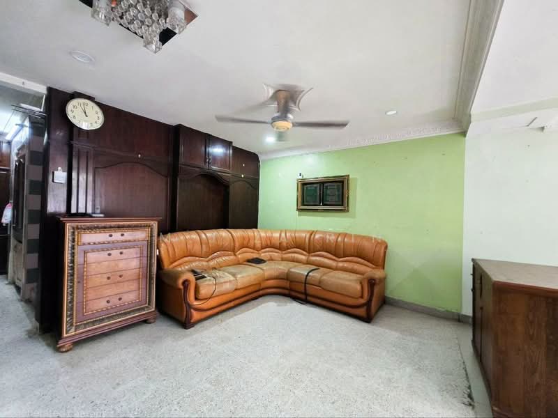 2-storey Terraced House for Sale in Lembah Keramat (Ulu Kelang) - M.J Zairin - Living Room - PropertyGuru.com.my