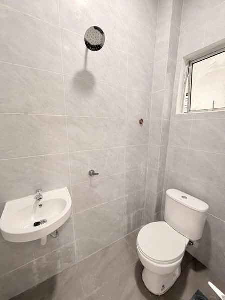 Rumah Teres 2 Tingkat untuk Dijual di Taman Nusantara (Iskandar Puteri (Nusajaya)) - Wil Mong - Bathroom - PropertyGuru.com.my
