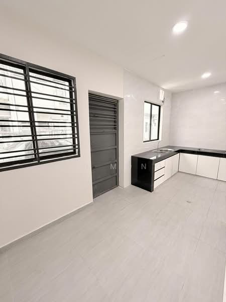 Rumah Teres 2 Tingkat untuk Dijual di Taman Nusantara (Iskandar Puteri (Nusajaya)) - Wil Mong - Kitchen - PropertyGuru.com.my