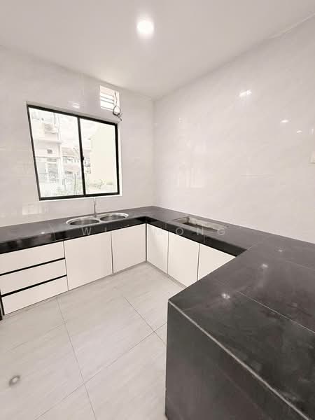 Rumah Teres 2 Tingkat untuk Dijual di Taman Nusantara (Iskandar Puteri (Nusajaya)) - Wil Mong - Kitchen - PropertyGuru.com.my