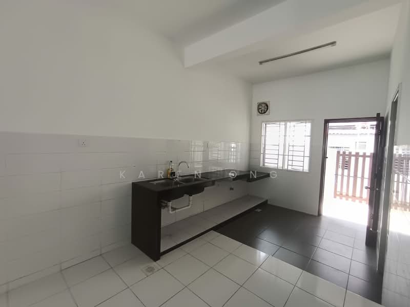2-storey Terraced House for Sale in Setia Ecohill (Semenyih) - Karen Ong - Kitchen - PropertyGuru.com.my