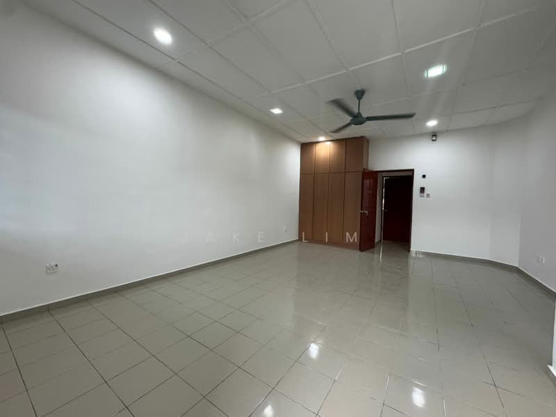 Rumah Teres 2 Tingkat untuk Dijual di Sungai Long (Bandar Sungai Long) - Jake Lim - Interior - PropertyGuru.com.my
