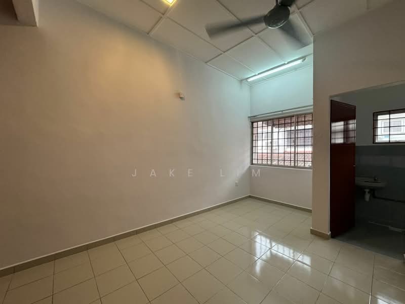Rumah Teres 2 Tingkat untuk Dijual di Sungai Long (Bandar Sungai Long) - Jake Lim - Interior - PropertyGuru.com.my