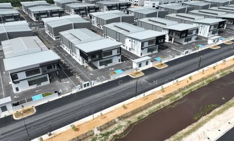 Tanah Perindustrian untuk Dijual di Sepang (Selangor) - Annie Chong - Exterior - PropertyGuru.com.my