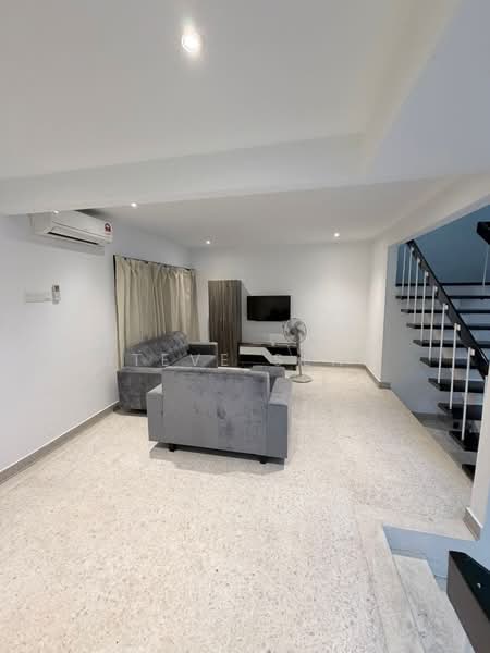Rumah Teres 2 Tingkat untuk Disewa di Johor Bahru (Johor) - Steve Seah - Living Room - PropertyGuru.com.my