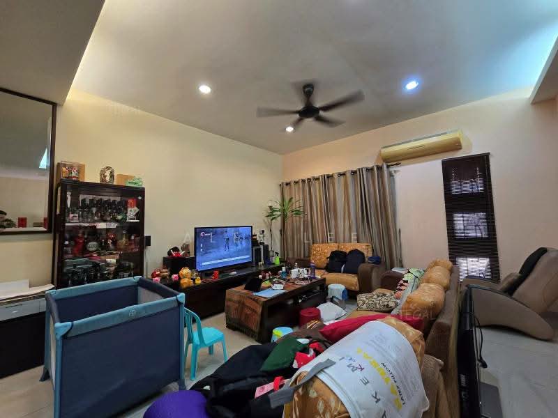 Rumah Teres 2 Tingkat untuk Dijual di Klang (Selangor) - Alex Lee - Living Room - PropertyGuru.com.my