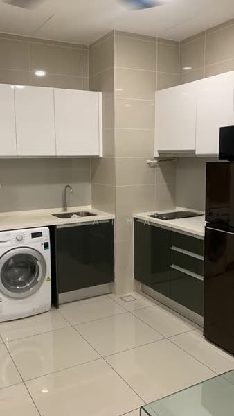 Servis Apartment untuk Disewa di KL Gateway Residences - Sujatha M - Kitchen - PropertyGuru.com.my