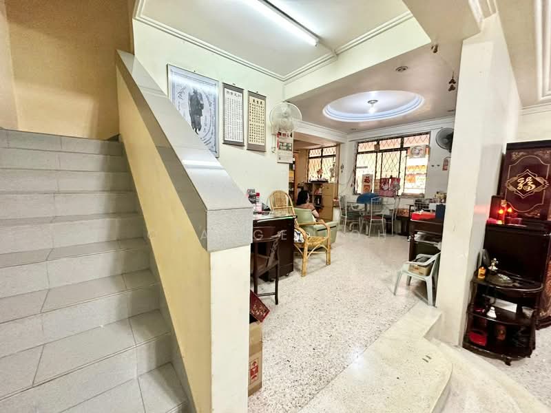 Rumah Teres 2 Tingkat untuk Dijual di Taman Pelangi (Johor Bahru) - Orange Koh - PropertyGuru.com.my