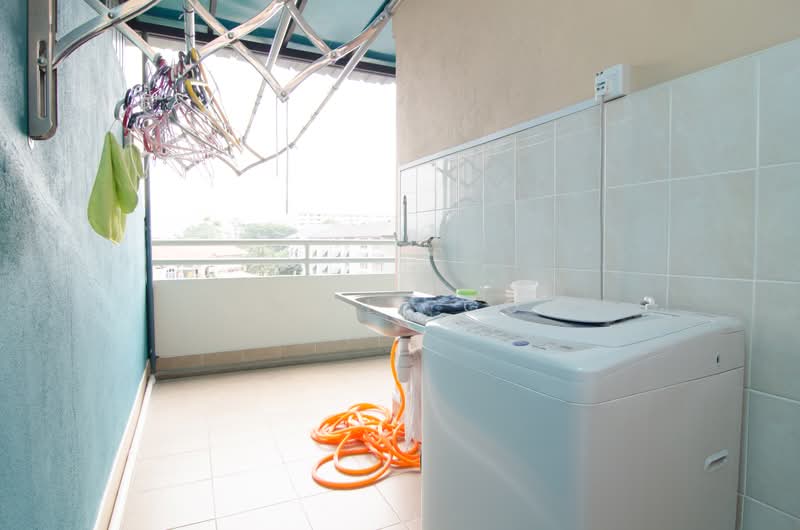 Kondominium untuk Dijual di Idaman Puteri - Nicole Goh - Balcony - PropertyGuru.com.my