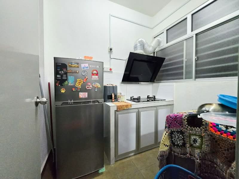 Pangsapuri untuk Dijual di Vista Bangi - M.J Zairin - Kitchen - PropertyGuru.com.my