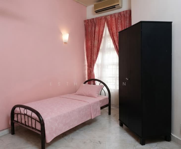 1-storey Terraced House for Rent in Tropicana Indah (Kota Damansara) - Esther Tan - Bedroom - PropertyGuru.com.my