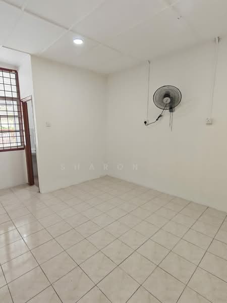 Rumah Teres 1 Tingkat untuk Disewa di Taman Putri Kulai (Kulai) - Sharon . - PropertyGuru.com.my
