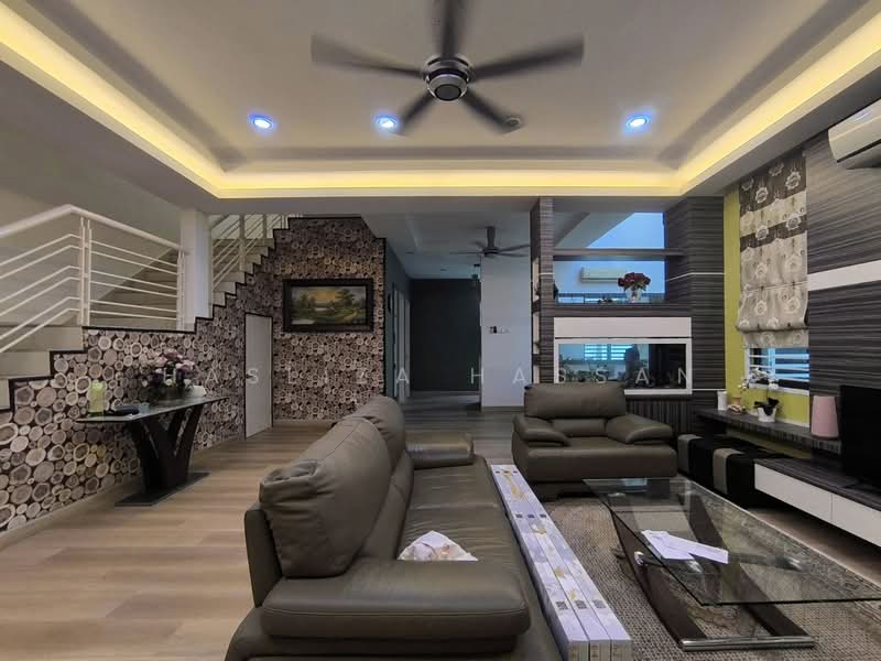 Semi-Detached House for Sale in Ayer Keroh (Melaka) - Hasliza Hassan - Living Room - PropertyGuru.com.my