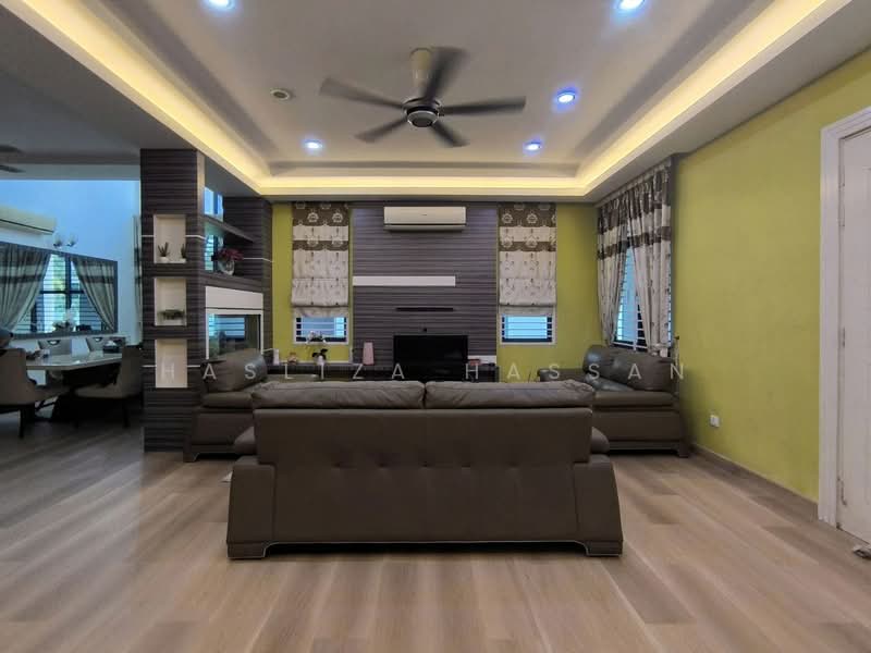 Semi-Detached House for Sale in Ayer Keroh (Melaka) - Hasliza Hassan - Living Room - PropertyGuru.com.my