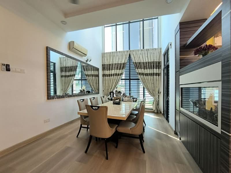 Semi-Detached House for Sale in Ayer Keroh (Melaka) - Hasliza Hassan - Dining Room - PropertyGuru.com.my