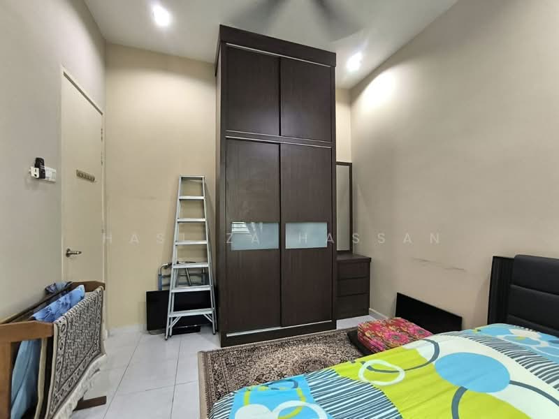 Semi-Detached House for Sale in Ayer Keroh (Melaka) - Hasliza Hassan - Bedroom - PropertyGuru.com.my