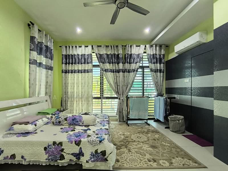 Semi-Detached House for Sale in Ayer Keroh (Melaka) - Hasliza Hassan - Bedroom - PropertyGuru.com.my