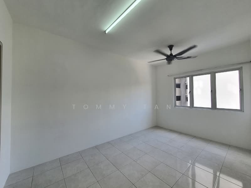 Pangsapuri untuk Disewa di Residensi Tasikmas - Tommy Tan - Interior - PropertyGuru.com.my