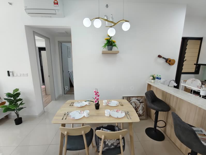 Servis Apartment untuk Disewa di Sunway Belfield - Rony Yeo - Dining Room - PropertyGuru.com.my