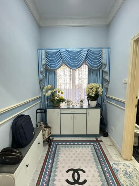 Bungalow for Sale in Seksyen 6 (Shah Alam) - Nazri Hassan - PropertyGuru.com.my
