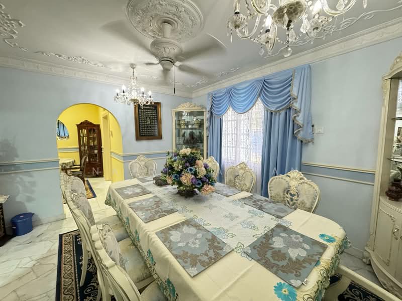 Bungalow for Sale in Seksyen 6 (Shah Alam) - Nazri Hassan - PropertyGuru.com.my