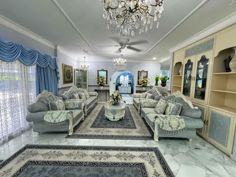 Bungalow for Sale in Seksyen 6 (Shah Alam) - Nazri Hassan - PropertyGuru.com.my