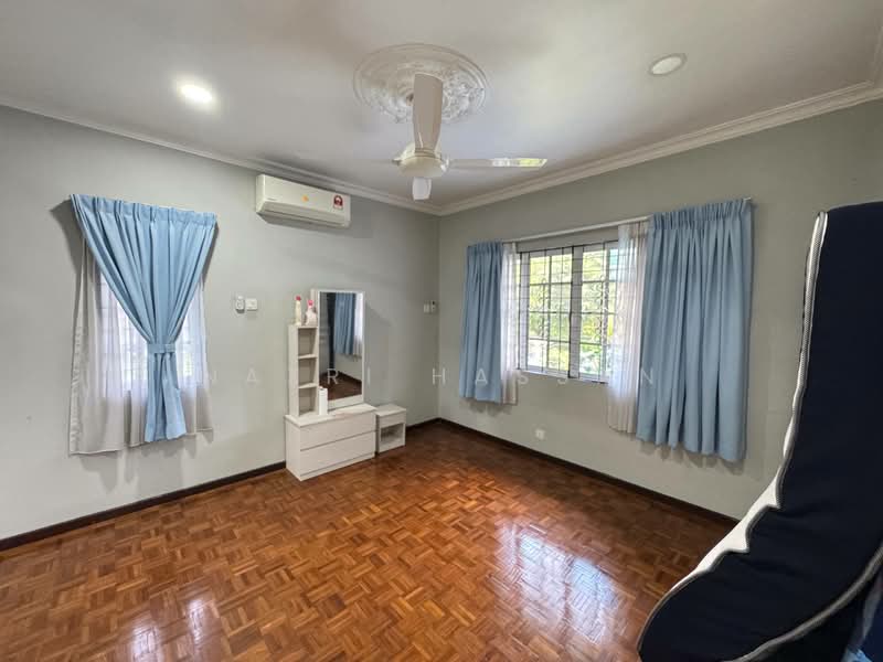 Bungalow for Sale in Seksyen 6 (Shah Alam) - Nazri Hassan - PropertyGuru.com.my