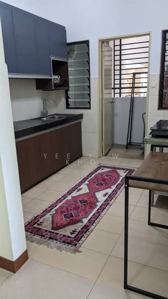 Condominium for Rent at Savanna Condominium - Yee Yew Kho - Kitchen - PropertyGuru.com.my