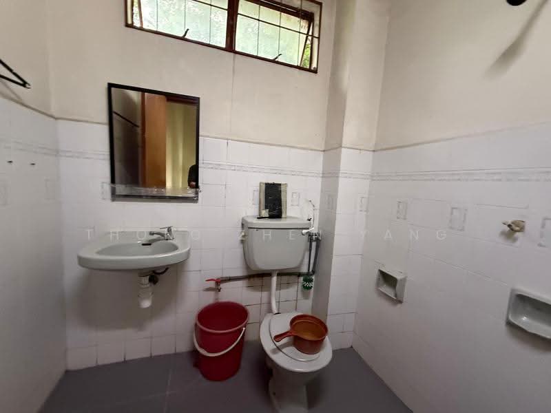 Rumah Teres 2-Tingkat untuk Dijual di Bandar Sri Damansara (Selangor) - Thong Zhen Yang - Bathroom - PropertyGuru.com.my