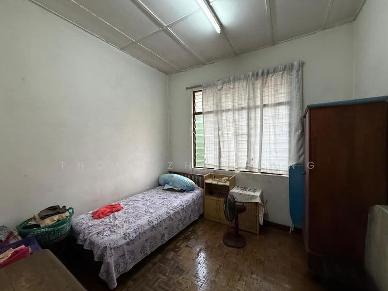 Rumah Teres 2-Tingkat untuk Dijual di Bandar Sri Damansara (Selangor) - Thong Zhen Yang - Bedroom - PropertyGuru.com.my