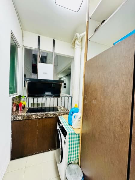 Service Residence for Sale at The Zizz @ Damansara North - Yasmin Sulaiman - Kitchen - PropertyGuru.com.my