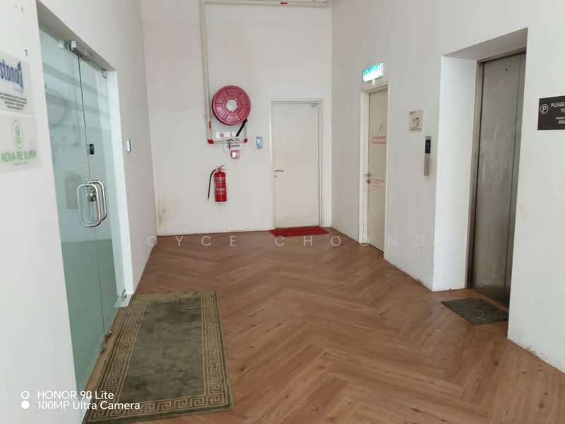 Servis Apartment untuk Dijual di Lexa Residence @ The Quartz WM - Joyce Choong - Corridor - PropertyGuru.com.my