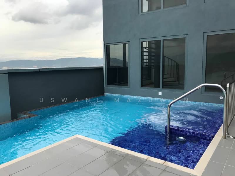 Service Residence for Sale at Serviced Residence @ 3 Towers - Uswani Mazuwan - Pool - PropertyGuru.com.my
