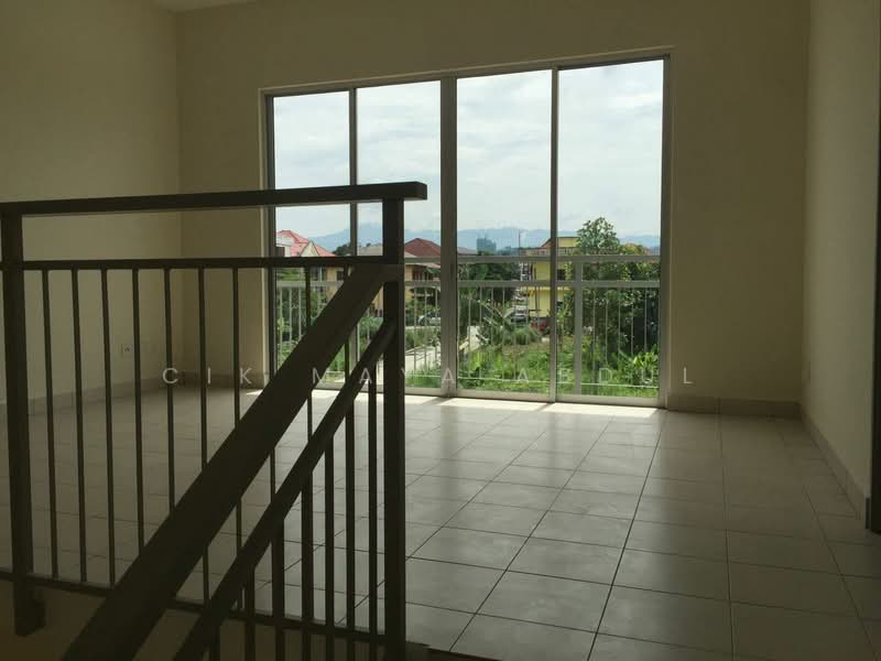 3-storey Terraced House for Sale in Gombak (Kuala Lumpur) - Cik Maya Abdul - Interior - PropertyGuru.com.my